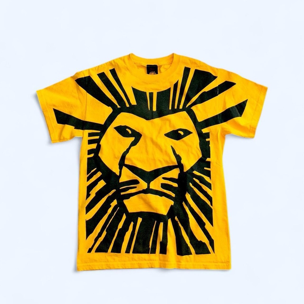 Official Disney’s Lion King (Broadway Musical) vintage tshirt